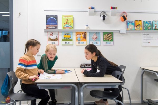 Me Clip and Clip Hanger Me Clip and Clip Hanger